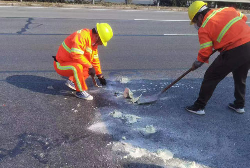 炎陵公路下沉注浆加固